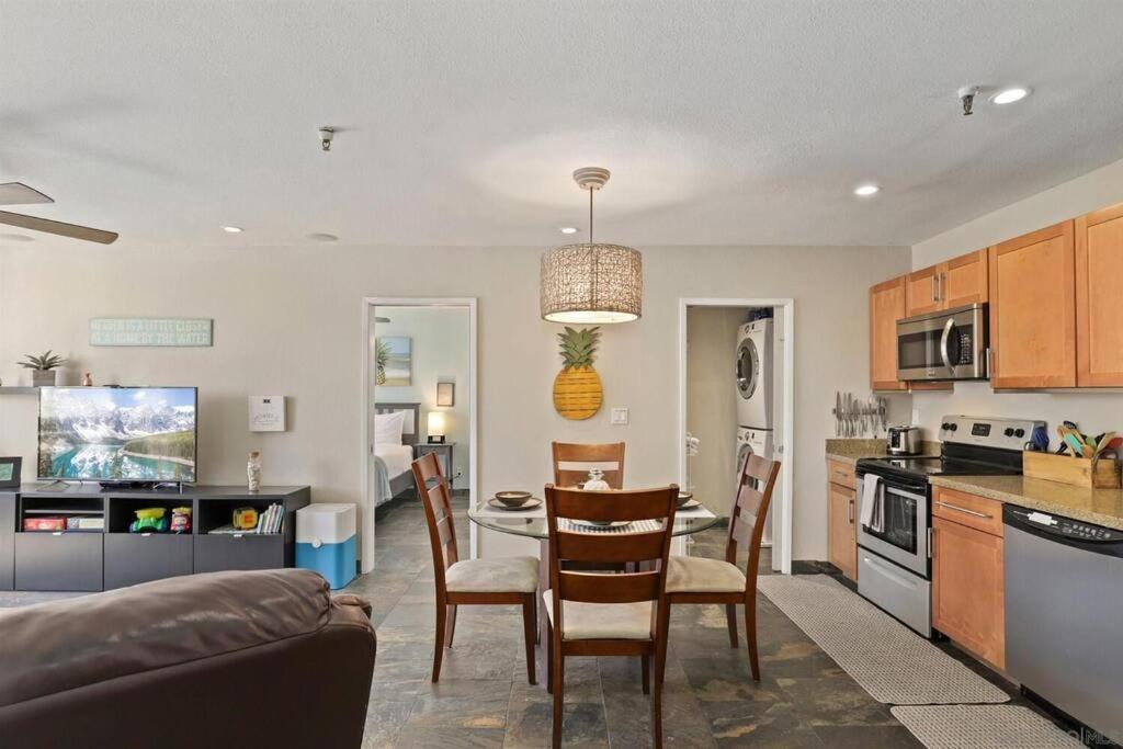 סן דייגו Pineapple Paradise -In The Heart Of Mission Beach- Just Steps To Beach And Belmont Park מראה חיצוני תמונה